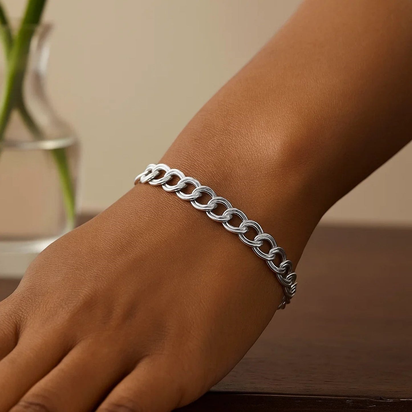 Sterling Silver Ridged Circular Chain Bracelet with Rhodium Plating (6.00 mm)